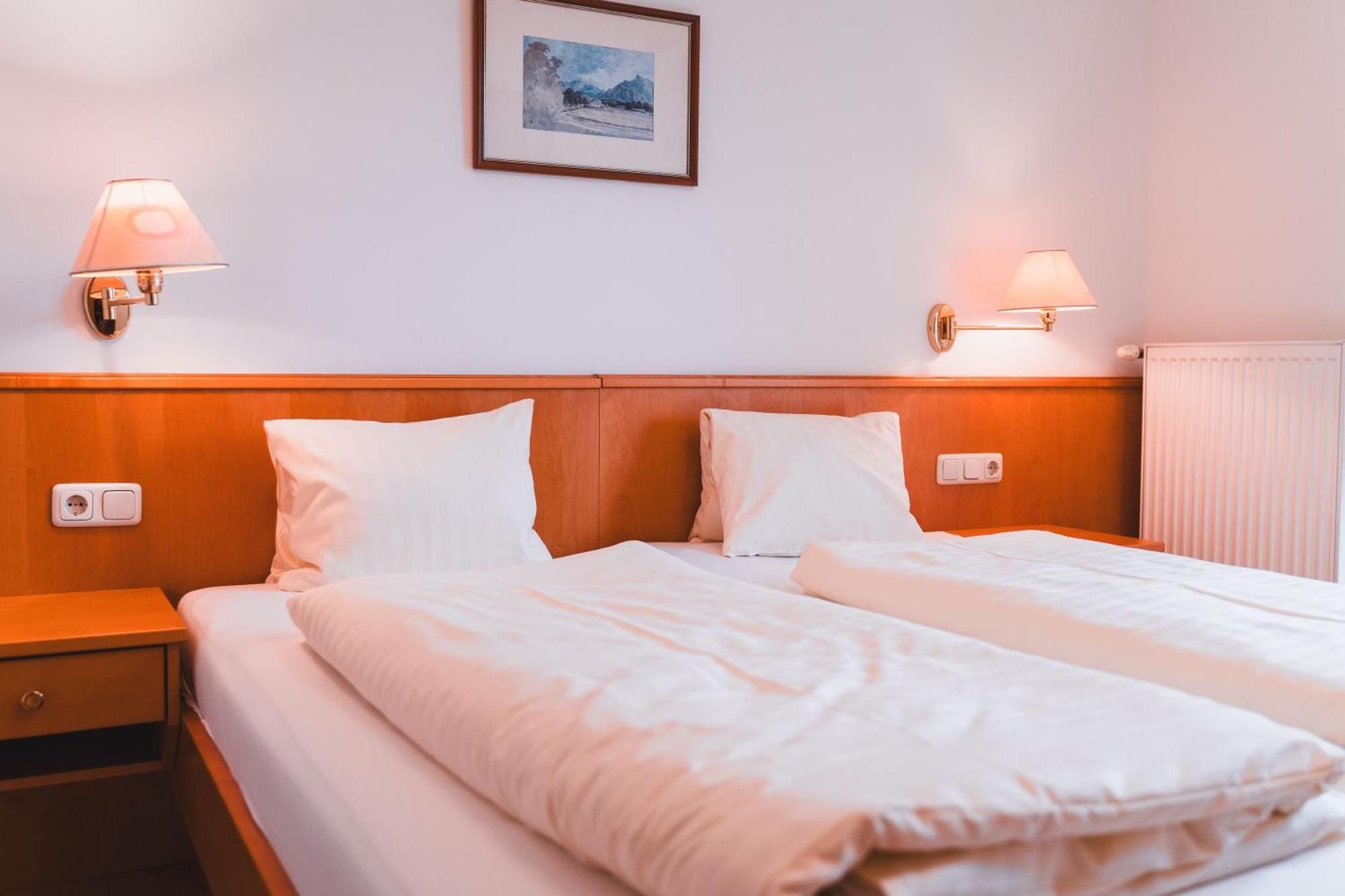 Hotel Rauscher - Das Naturteichparadies Bad Hofgastein Buitenkant foto