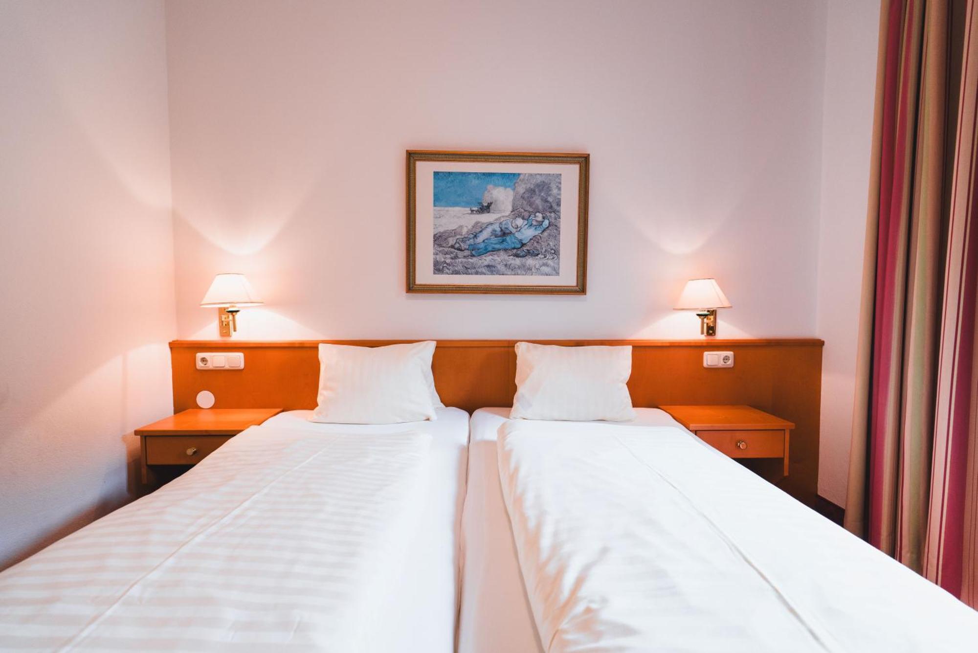 Hotel Rauscher - Das Naturteichparadies Bad Hofgastein Buitenkant foto