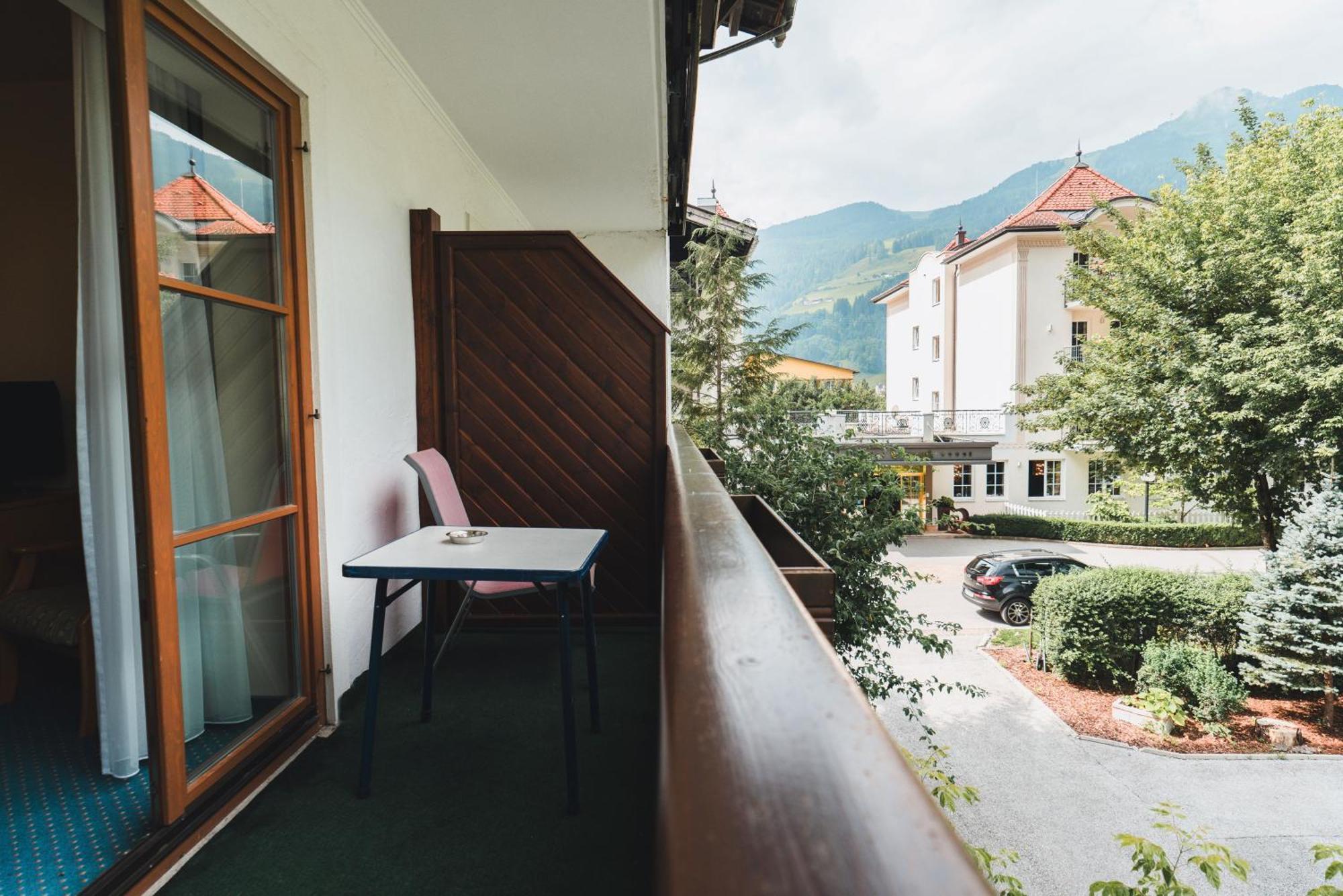 Hotel Rauscher - Das Naturteichparadies Bad Hofgastein Buitenkant foto